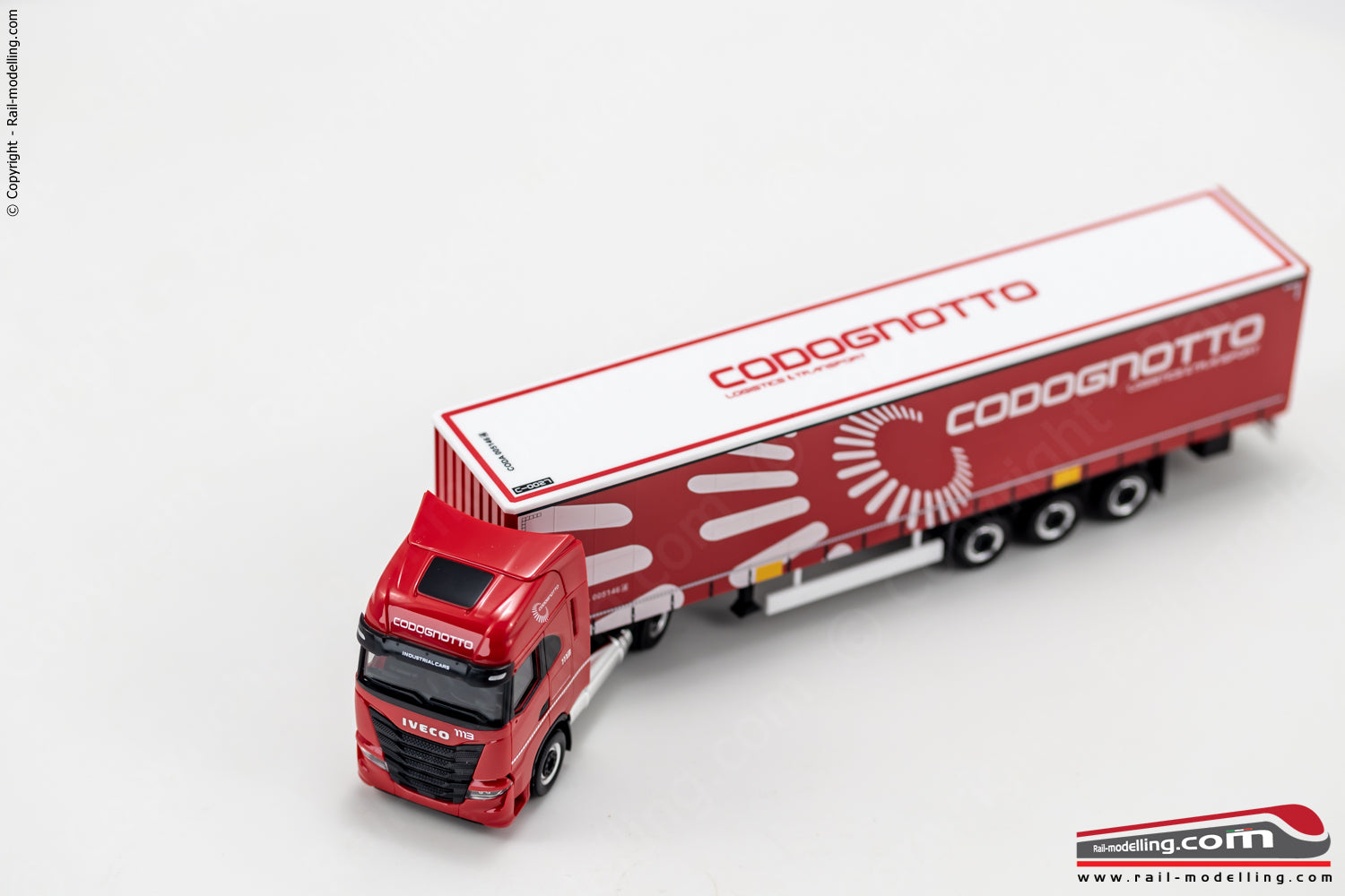 HERPA 950251- H0 1:87 - Camion Iveco S-Way + semirimorchio Codognotto livrea 2022