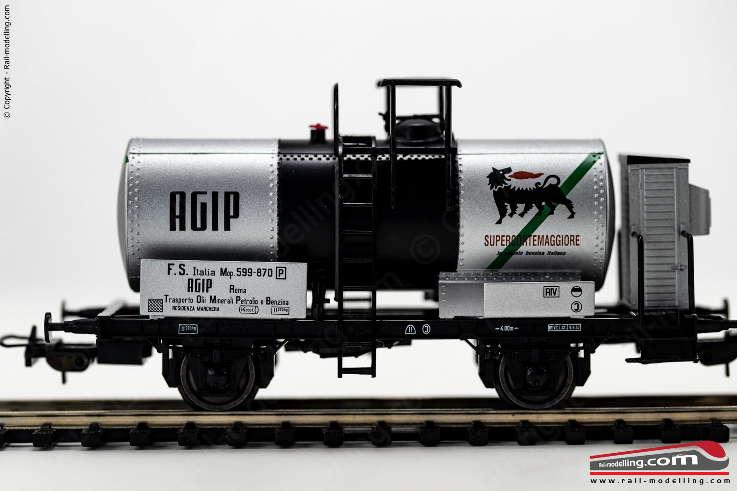 BLACKSTAR BS00061 AB - H0 1:87 - Set 2 Carri cisterna FS AGIP trasporto olii e benzina con garitta  Ep. III