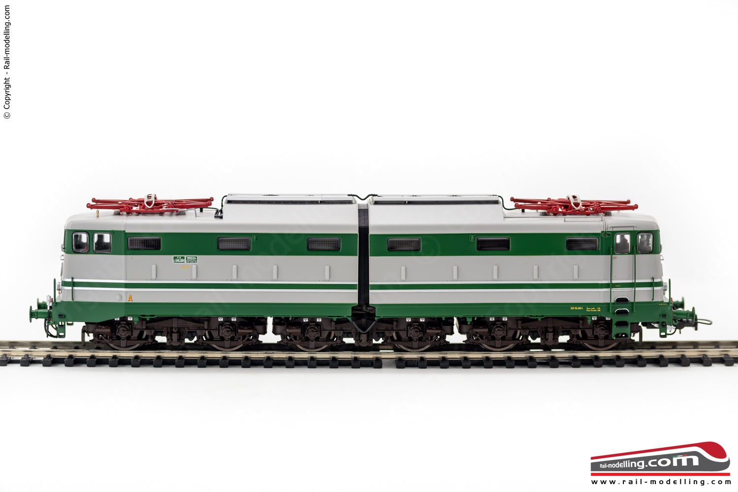 RIVAROSSI HR2867 - H0 1:87 - Locomotiva elettrica FS E.646.084 verde/grigio con modanature dep. Milano C.le Ep. IIIb
