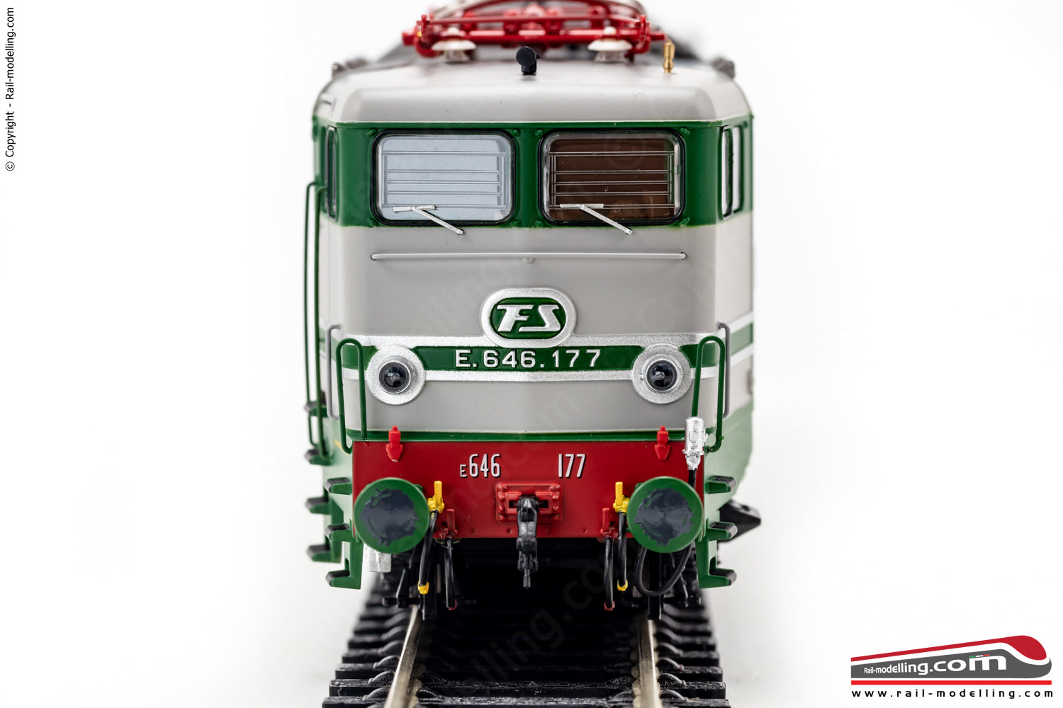 RIVAROSSI HR2869 - H0 1:87 - Locomotiva elettrica FS E.646.177 verde/grigio con modanature dep. Roma S.L. Ep. IV