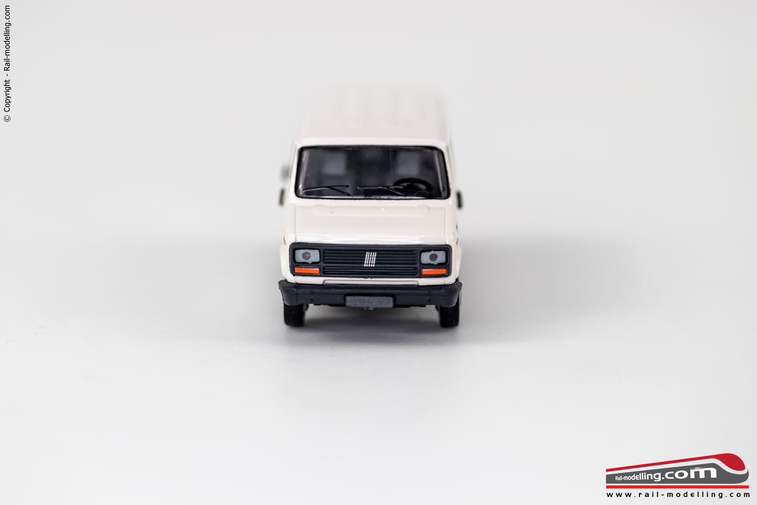 BREKINA 34900 - H0 1:87 - Auto modellino Fiat Ducato 1982 bianco