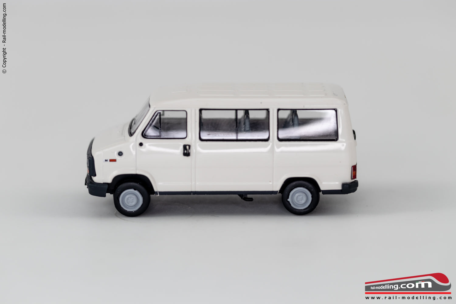 BREKINA 34900 - H0 1:87 - Auto modellino Fiat Ducato 1982 bianco