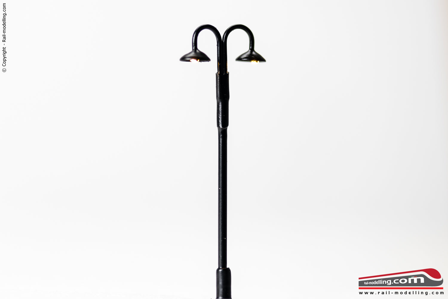 RAIL-MOD RM911 - H0 1:87 - Lampione urbano 20 cm con micro led luce calda