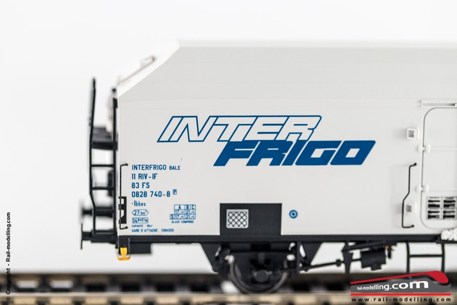 ACME 45059 - H0 1:87 - Set due carri merce FS INTERFRIGO con pareti e tetto liscie