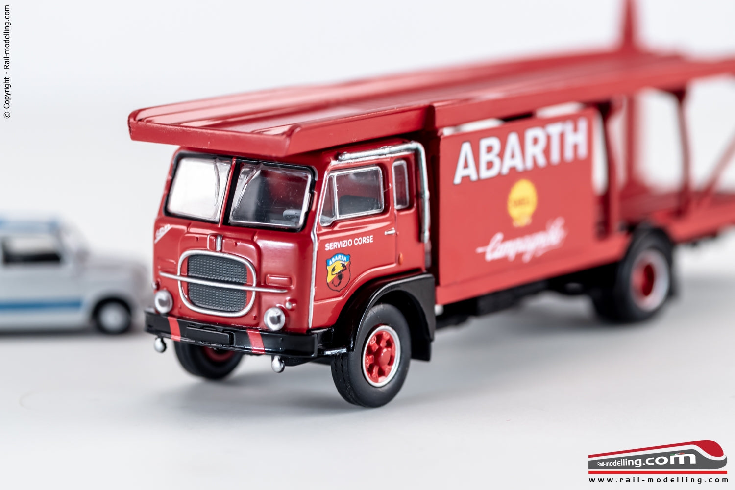 BREKINA 58479 - H0 187 - Camion Fiat 643 Bisarca ABARTH + vetture Fiat 600 Abarth
