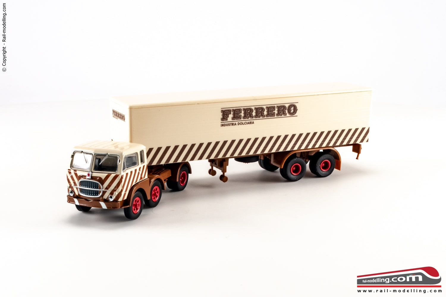 BREKINA 58506 - H0 187 - Camion trattore Fiat 690 T + semirimorchio FERRERO