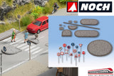 NOCH 60525 - H0 1:87 - Set assortito accessori stradali segnali e piazzole