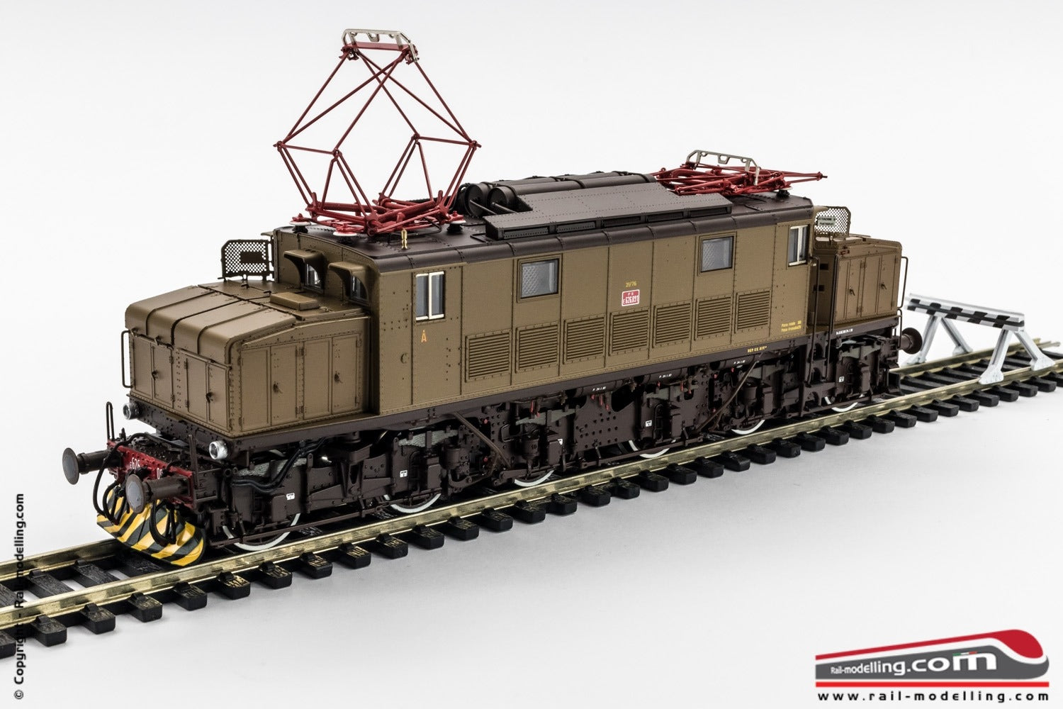 LE MODELS LE20512 - H0 1:87 - Locomotiva elettrica FS E.626 091 'CEMSA' di II° serie Depo. Genova