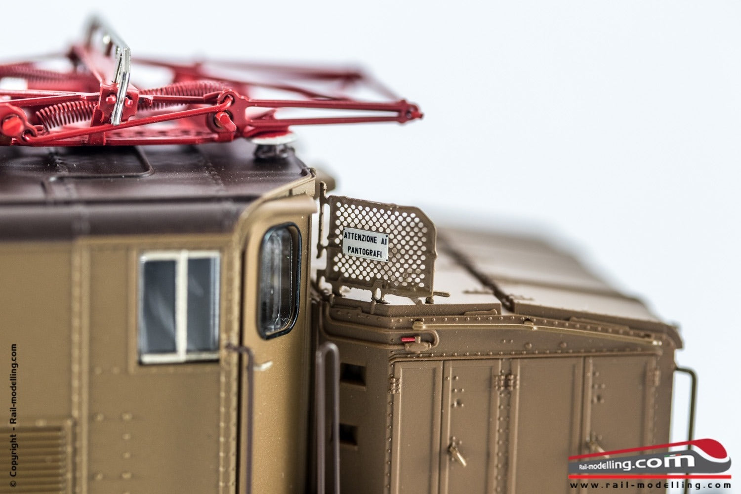LE MODELS LE20512 - H0 1:87 - Locomotiva elettrica FS E.626 091 'CEMSA' di II° serie Depo. Genova
