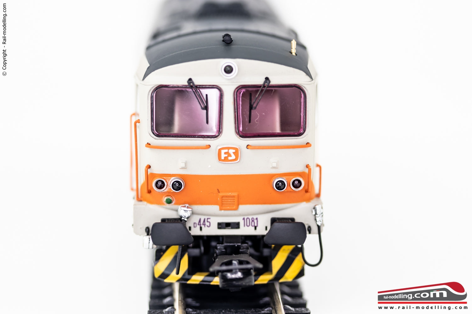LIMA EXPERT HL2651 - H0 187 - Locomotiva diesel FS D.445 3a serie livrea MDVC Dep. Cremona Ep. V
