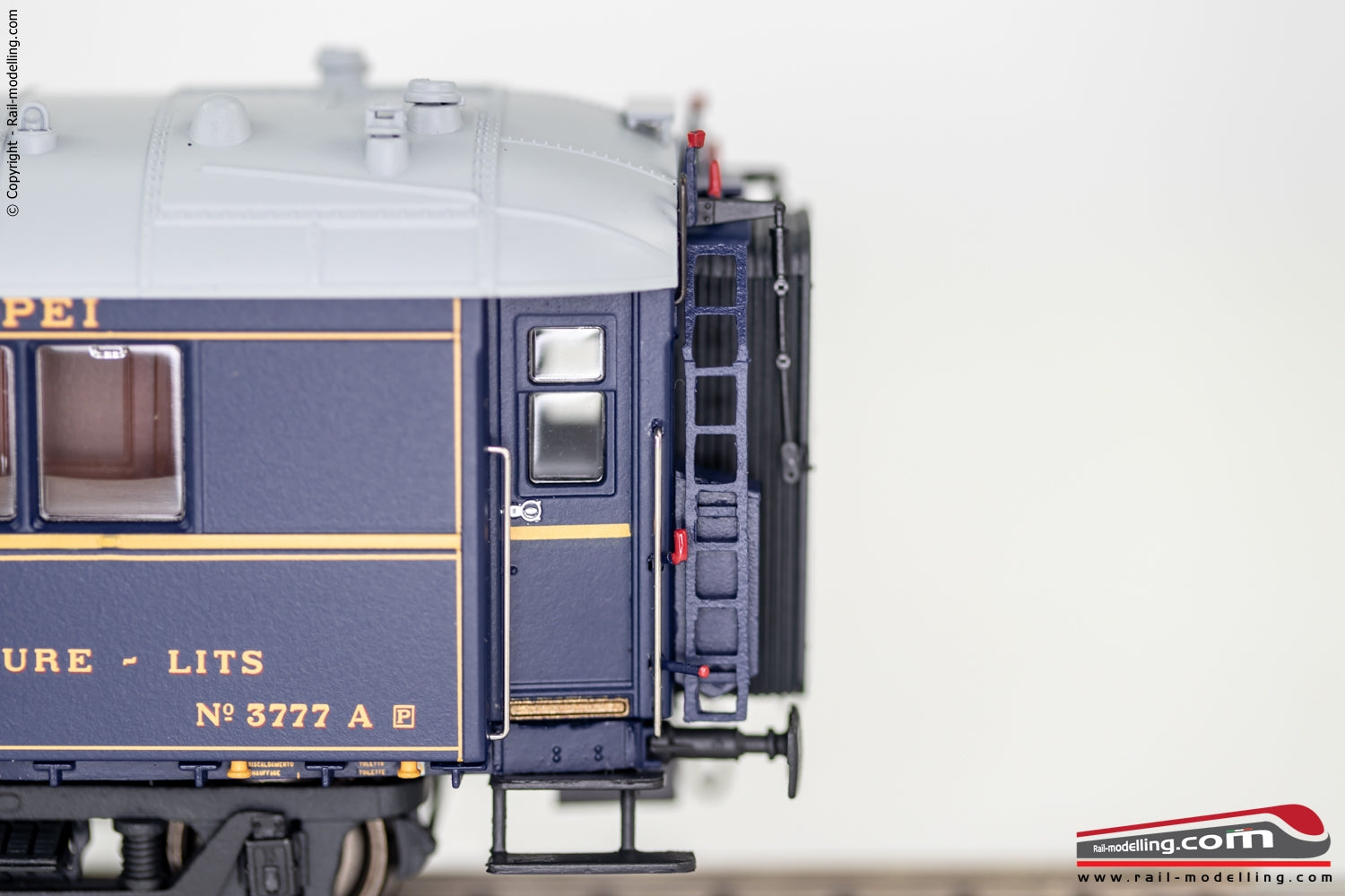LS MODELS 49211 - H0 187 - Carrozza viaggiatori letti CIWL tipo WL-Z livrea blu 1930 Ep IIb