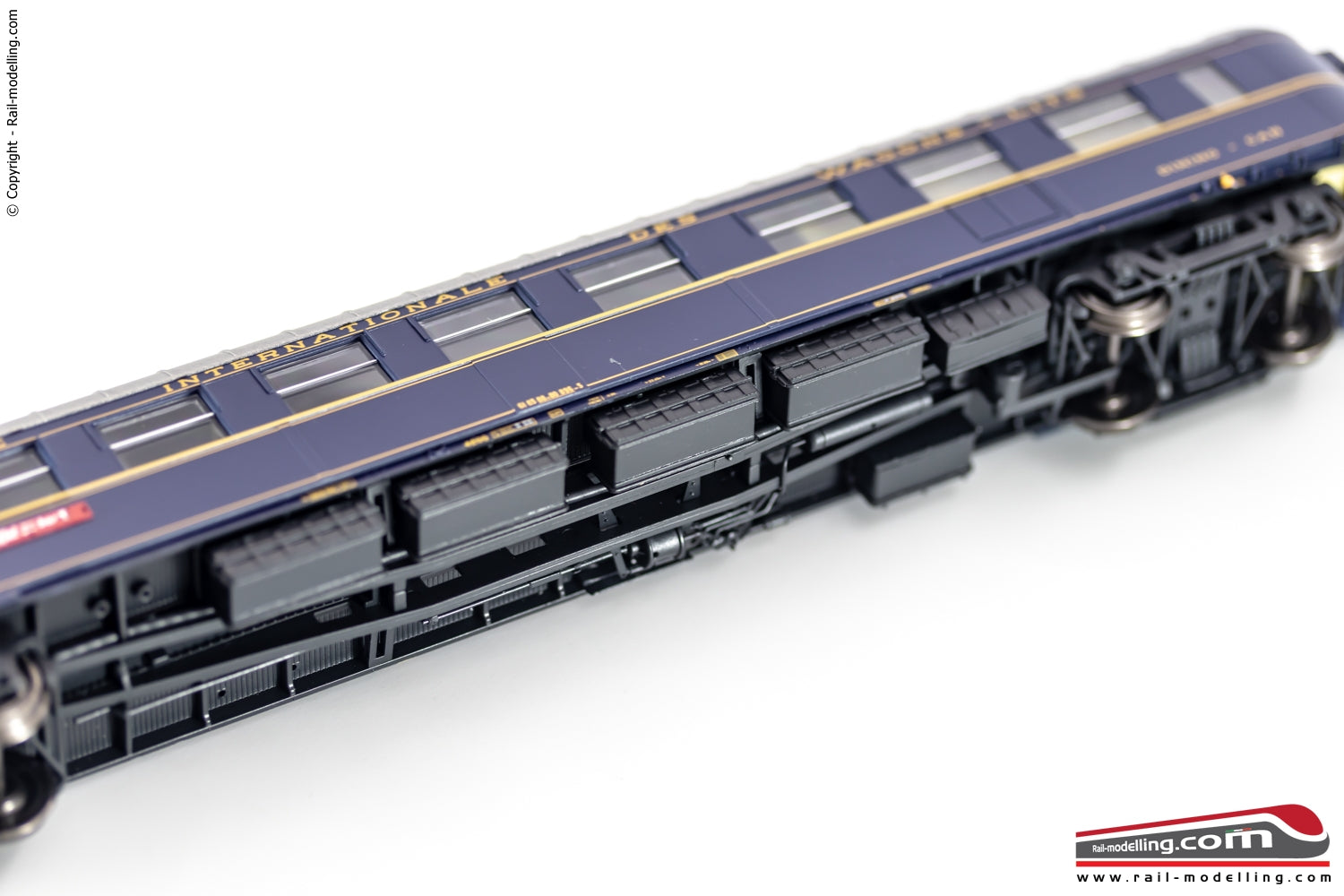 LS MODELS PI99104 - H0 187 - Carrozza Buffet bar Breda FS WR Breda Buffet-Bar, livrea CIWL, ep IV