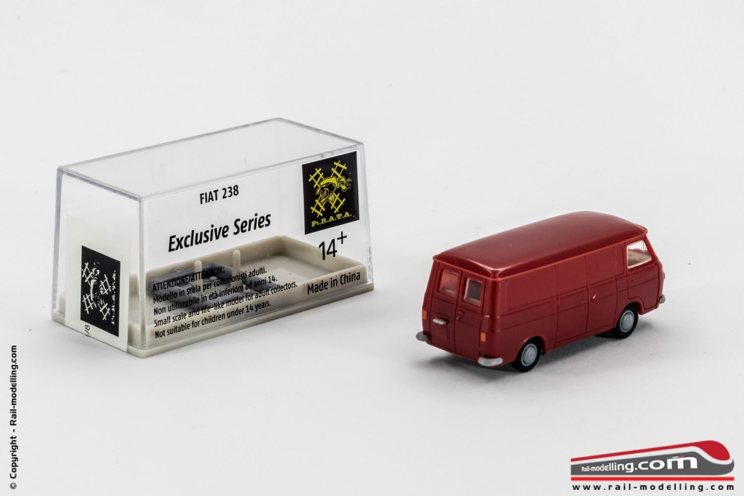 PIRATA BREKINA 238041 - H0 1:87 - Furgone Fiat 238 versione Van chiuso rosso