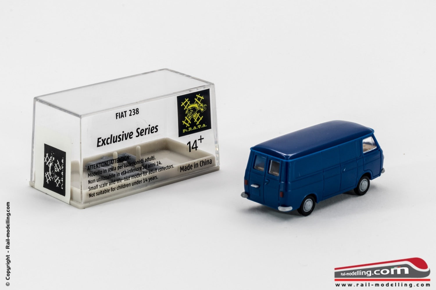 PIRATA BREKINA 238042 - H0 1:87 - Furgone Fiat 238 versione Van chiuso blu