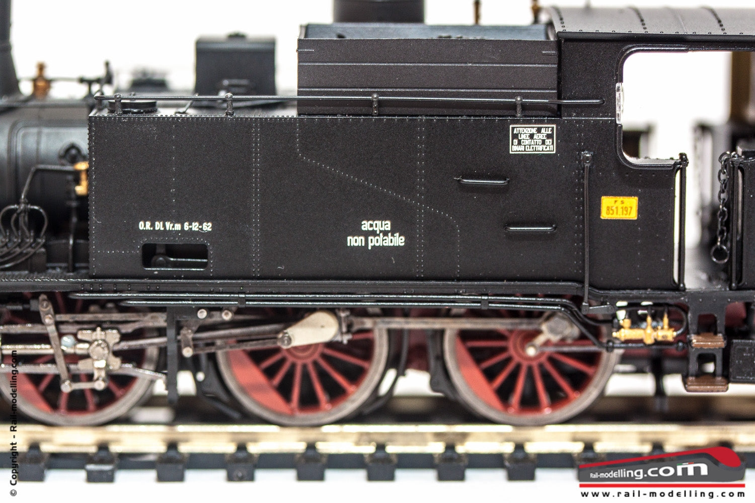 LIMA EXPERT HL2671D - H0 1:87 - Locomotiva a vapore FS Gr 851.197 Ep. IIIb / IVa DCC