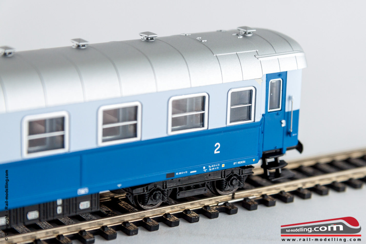 RIVAROSSI HR4222 - 1:87 - Carrozza viaggiatori FS 1959 Bz 2° Cl. Ex Treno Azzurro Ep.IVa