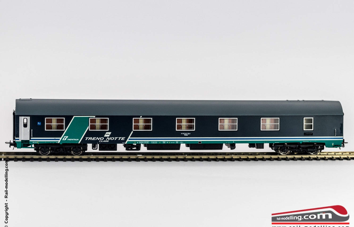 RIVAROSSI HR4242 - H0 1:87 - Carrozza vagone letto FS modelloMU 1973 class Treno Notte livrea XMPR ep.Vb