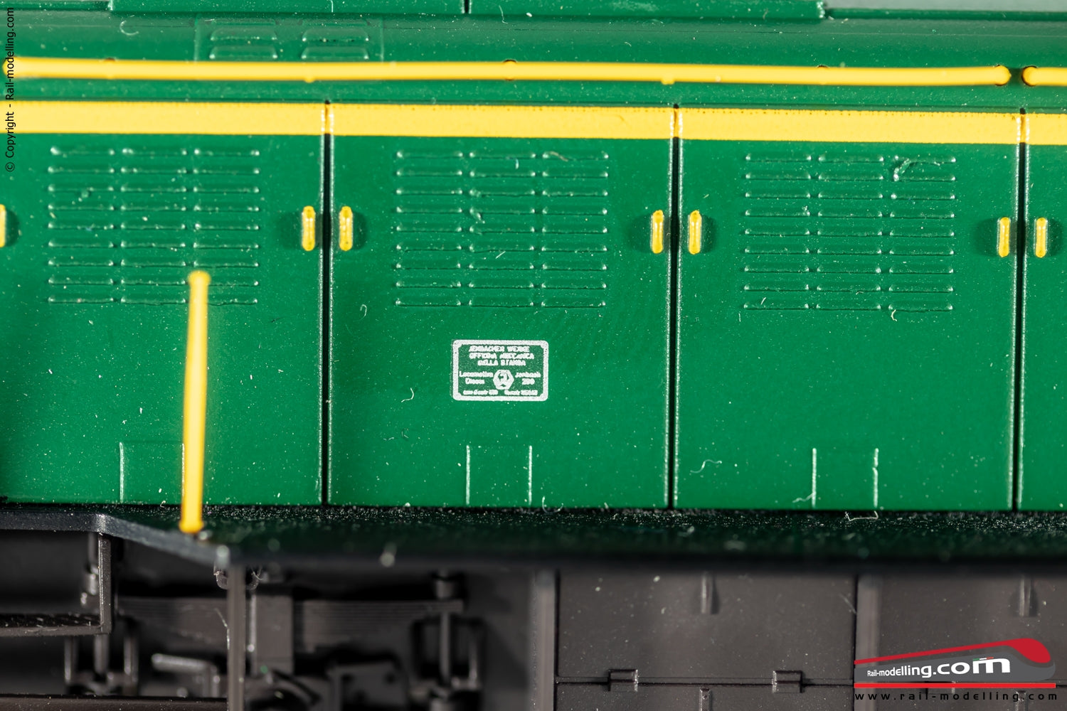 ROCO 72002 - H0 187 - Locomotiva diesel da manovra FS ''Jenbach'' D 225 6011 DCC SOUND Ep. IV