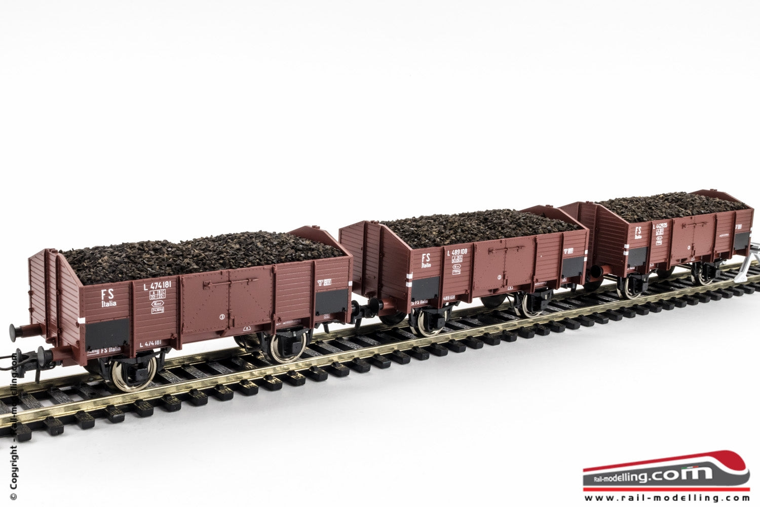 ROCO 76199 - H0 1:87 - Set 3 carri merce aperti FS L con carico materiale Ep. III