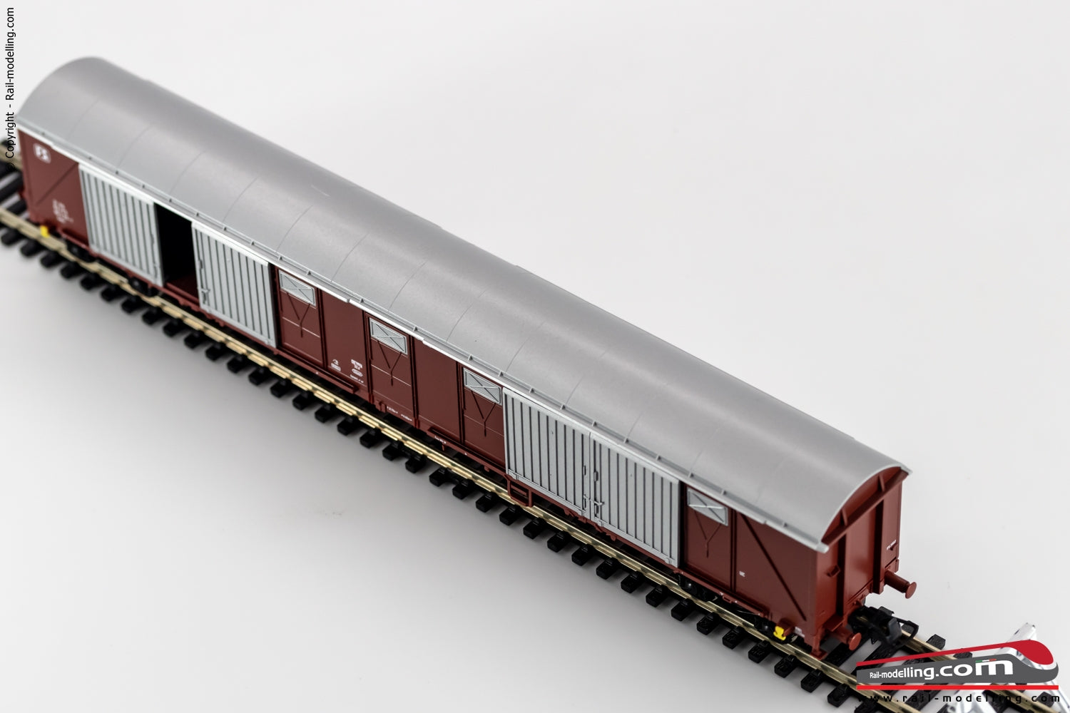 ROCO 76496 - H0 187 - Carro chiuso lungo a porte scorrevoli FS tipo Gabs Ep. VI