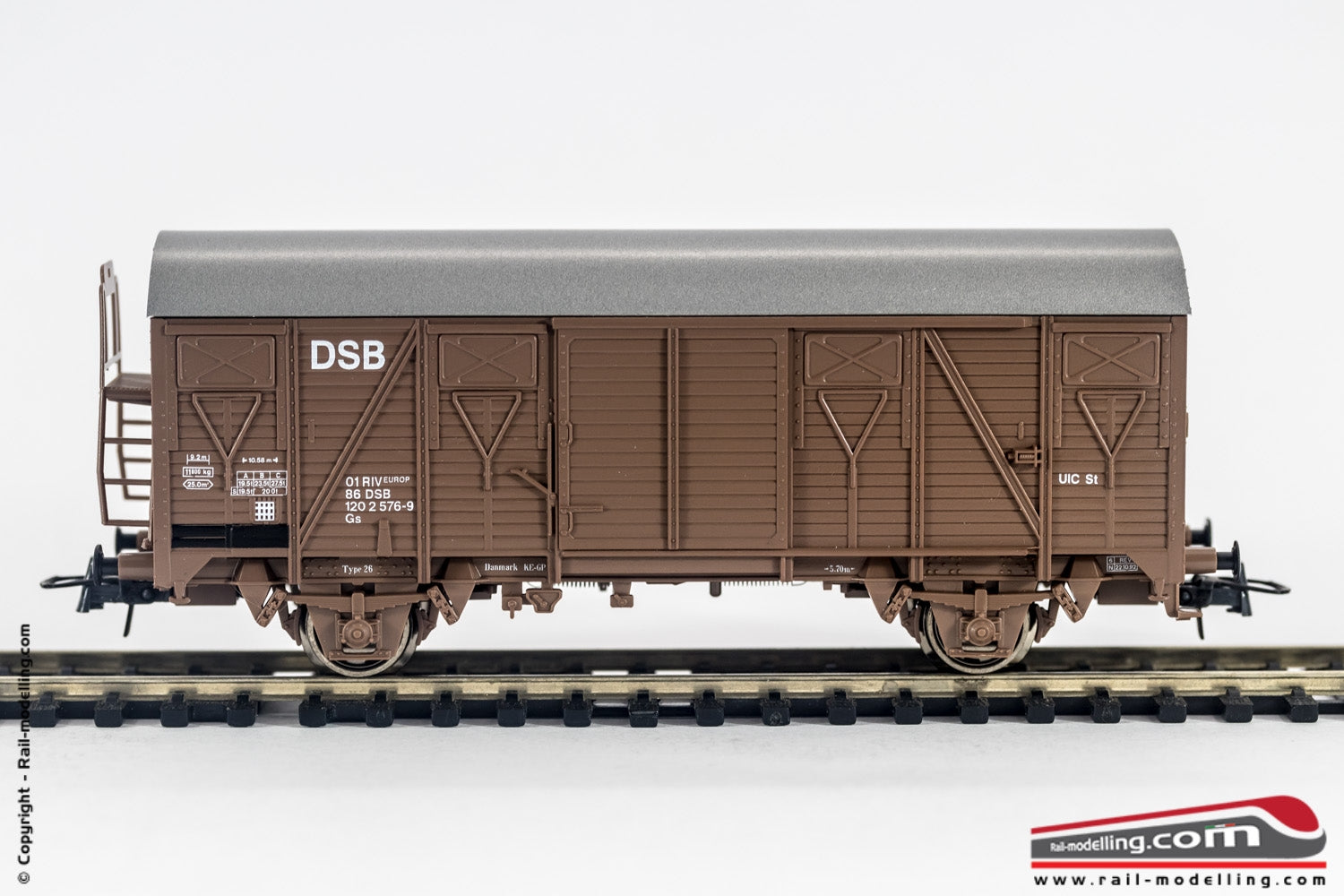 ROCO 76896 - H0 1:87 - Carro merci chiuso DSB modello Gs Ep. IV