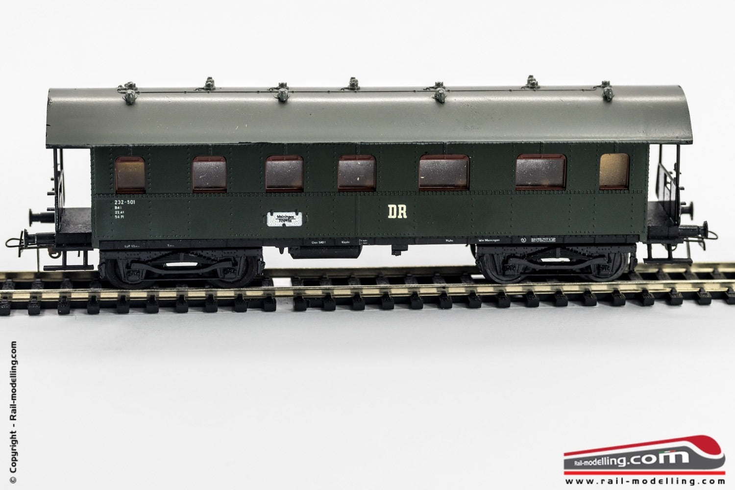 SCHICHT 426/33 - H0 1:87 - Carrozza passeggeri DR modello B41