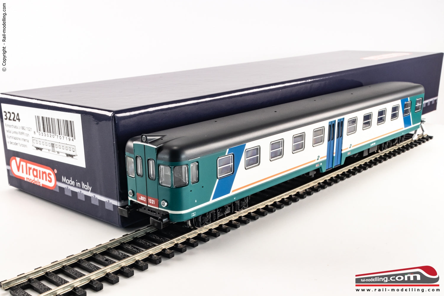 VITRAINS 3224 - H0 187 - Rimorchiata folle FS Ln 882.1521 in livrea XMPR